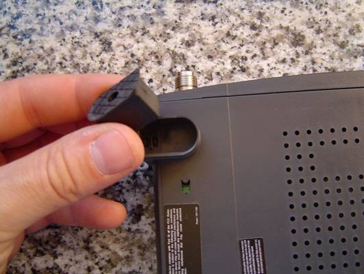 Quitando los soportes de goma.